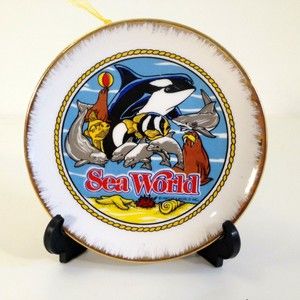 Vintage Sea World Souvenir Plate 1982 Nice Collectable
